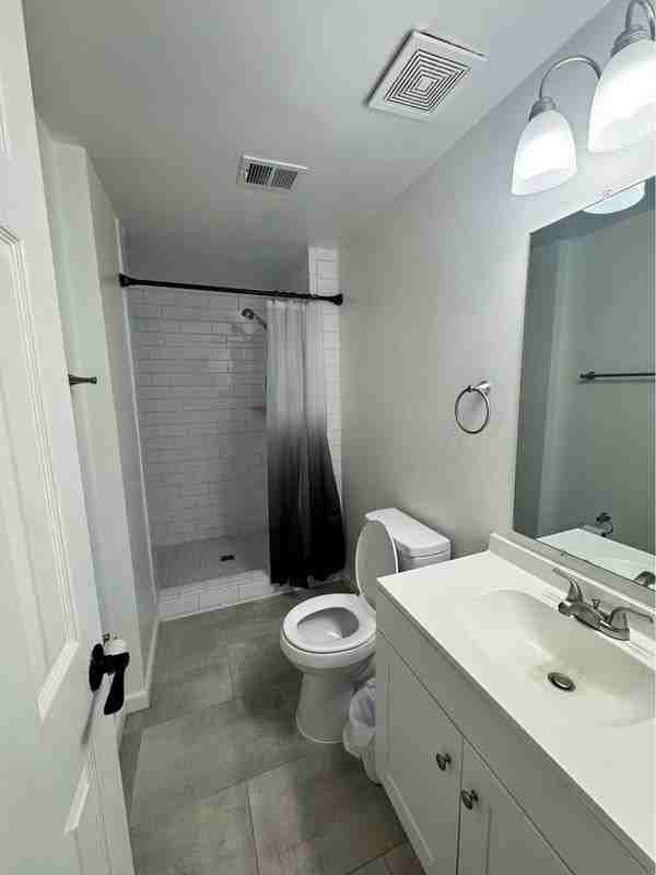 1788 Tilletson Pl - Photo 3 of 5