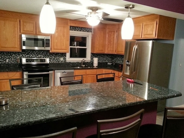 97 Bates St - Photo 5 of 19