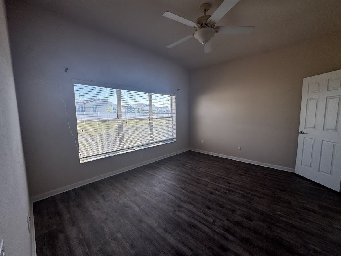 495 Painted Leaf Dr - Photo 6 of 11