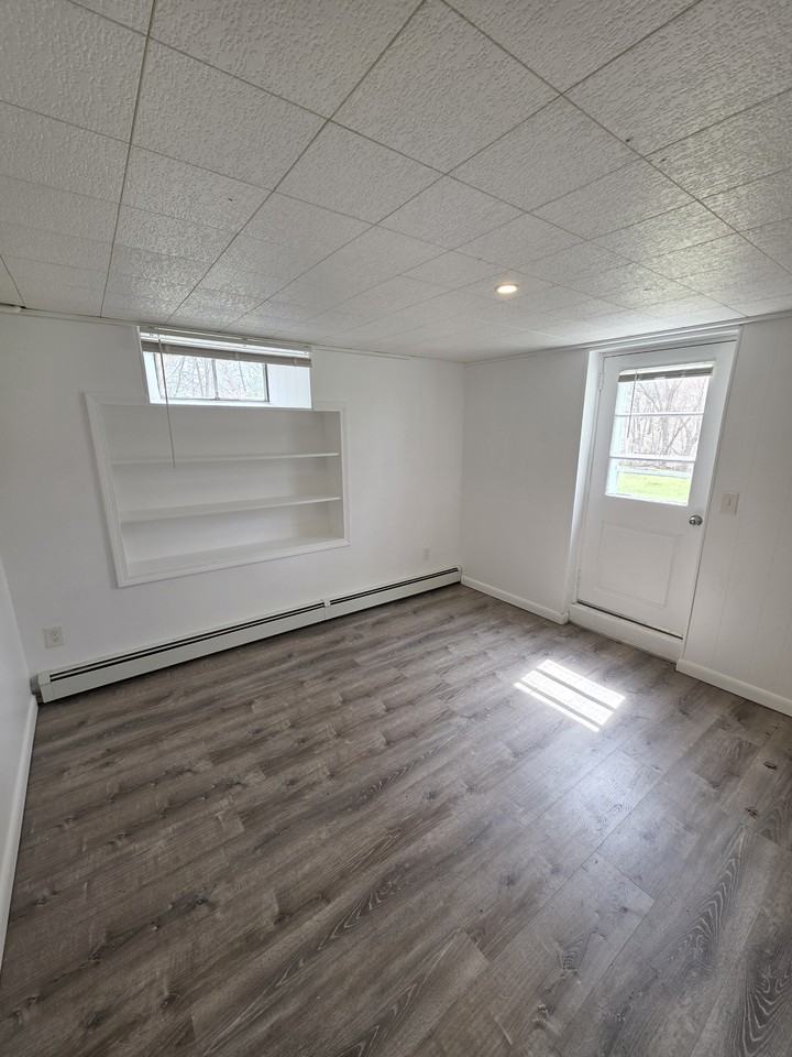 512 Central Ave - Photo 4 of 11