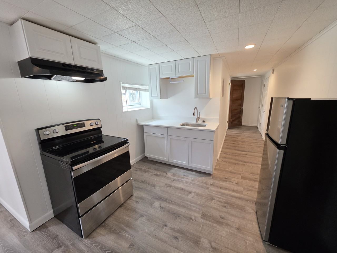 512 Central Ave - Photo 6 of 11