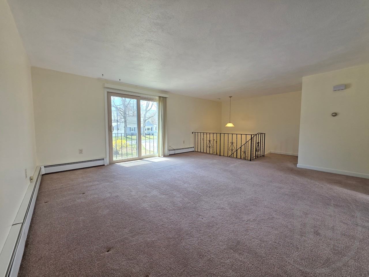 122-124 Rounds Ave - Photo 6 of 14