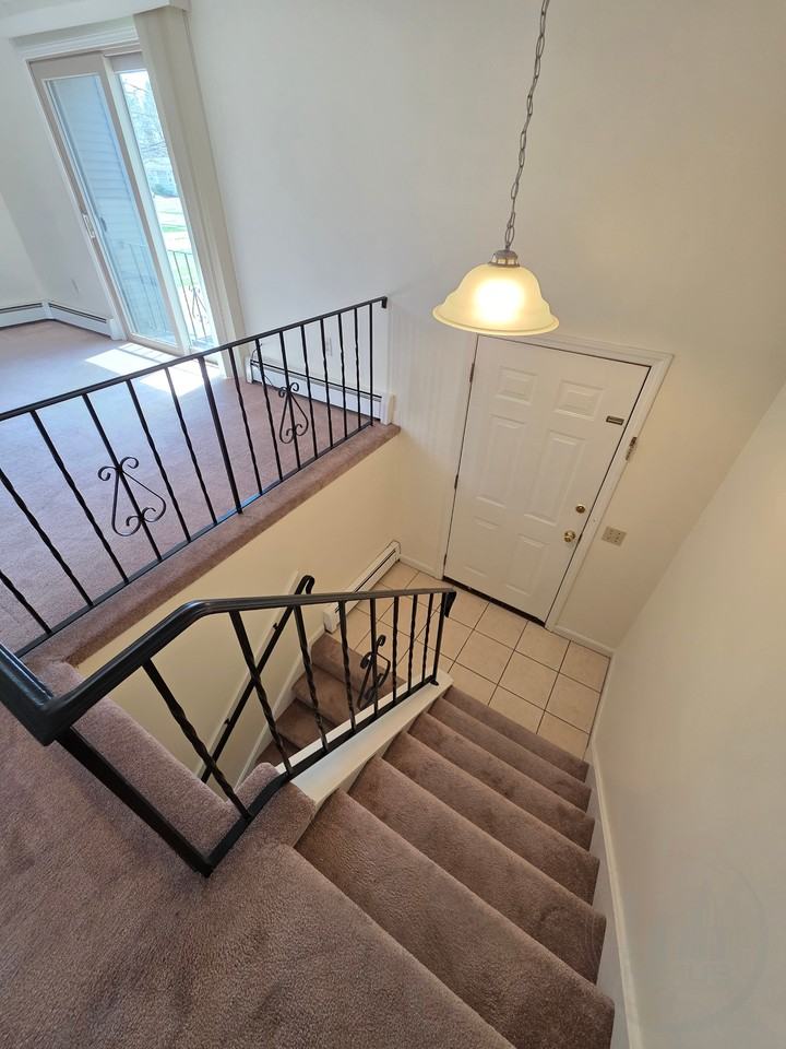 122-124 Rounds Ave - Photo 7 of 14