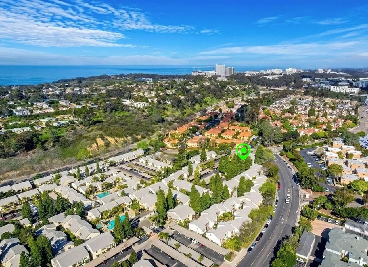 8581 Villa La Jolla Dr #G - Photo 3 of 23