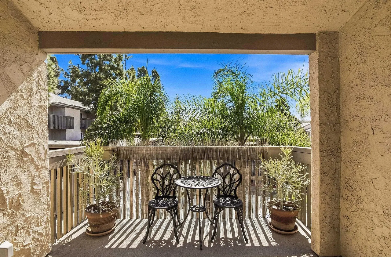 8581 Villa La Jolla Dr #G - Photo 5 of 23