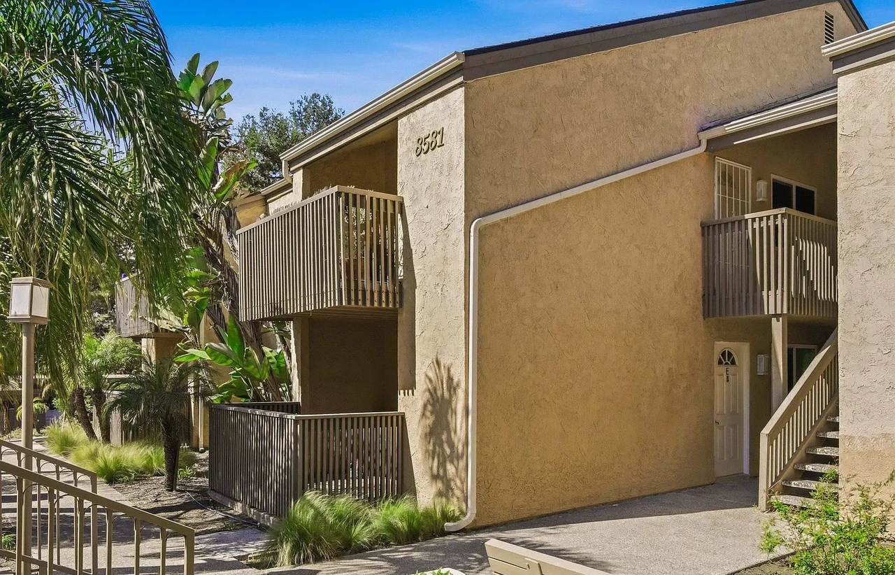 8581 Villa La Jolla Dr #G - Photo 6 of 23