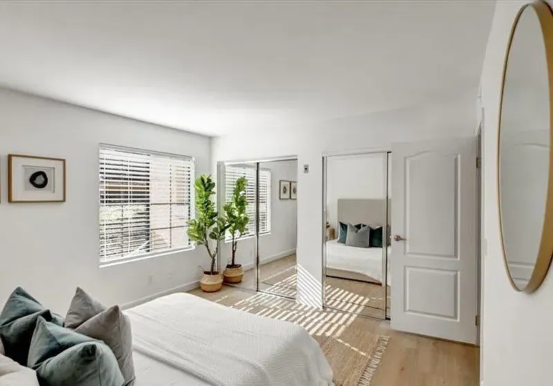 12019 Alta Carmel Ct #282 - Photo 4 of 24