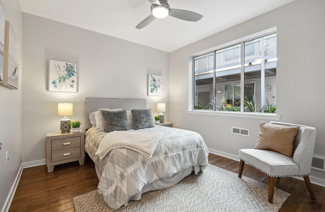 340 29th Ave #204 - Photo 2 of 16