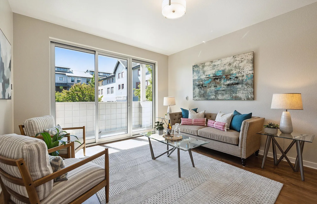 340 29th Ave #204 - Photo 3 of 16