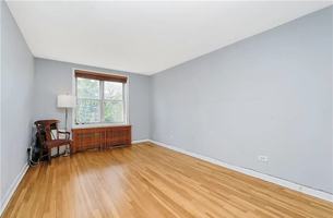 featured image of 255 Bronx River Rd #8