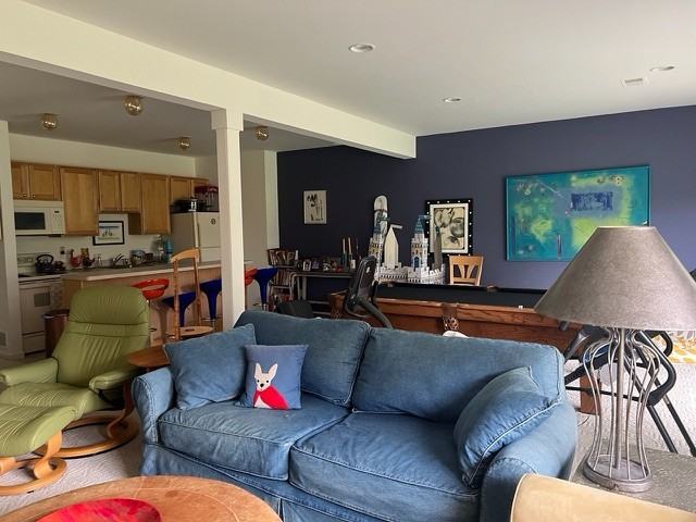 3234 Chamberlain Cir #3234 - Photo 3 of 9