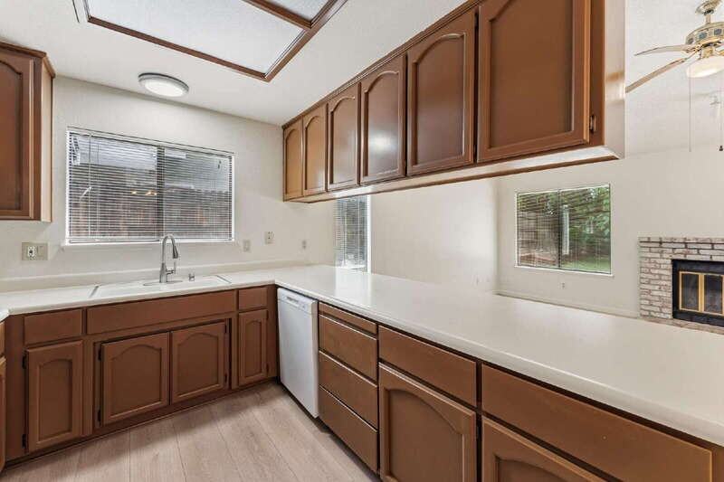 101 Claim Ct - Photo 7 of 22