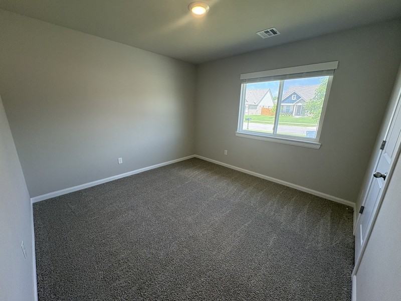 15910 E 75th St N - Photo 5 of 10