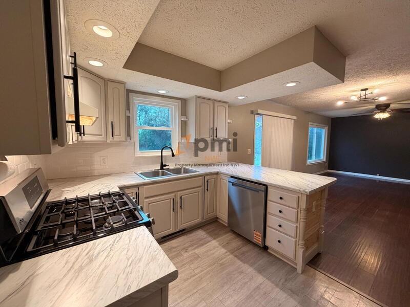 14998 Southwest - Photo 7 of 32