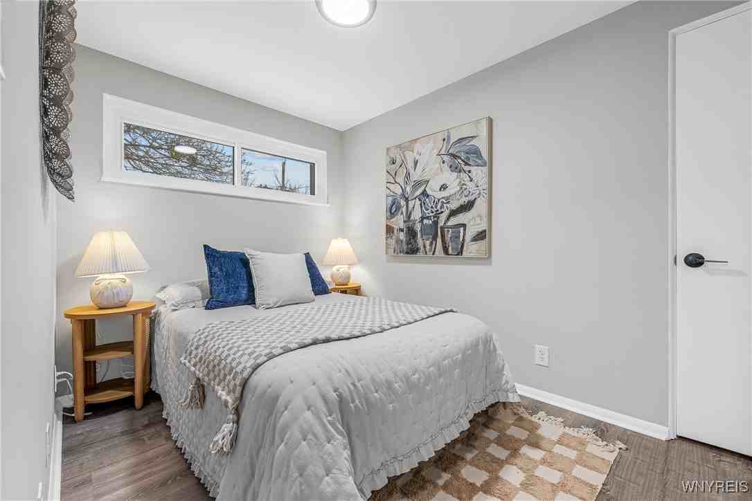 328 Halsted St - Photo 5 of 10