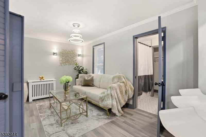 328 Halsted St - Photo 6 of 10