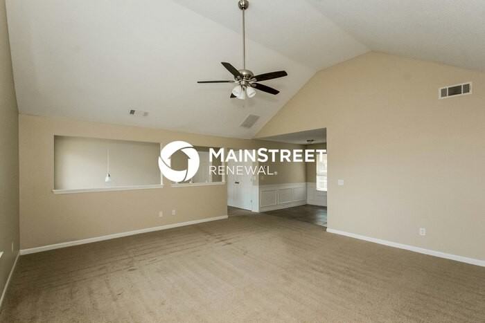 3906 Micah Ln - Photo 4 of 15