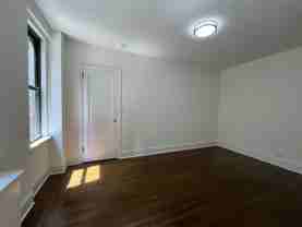 140 E 46th St #4M - Photo 1 of 1