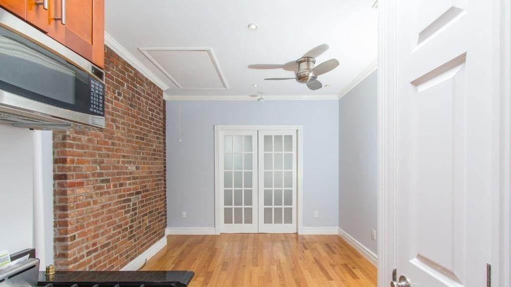 246 Mott St #24 - Photo 3 of 8