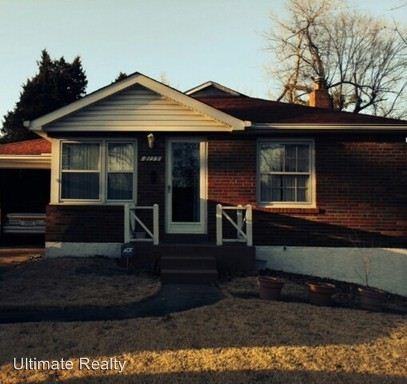 8139 Underhill Dr - Photo 2 of 15