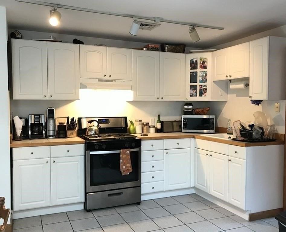 273 Putnam Ave #2 - Photo 2 of 14