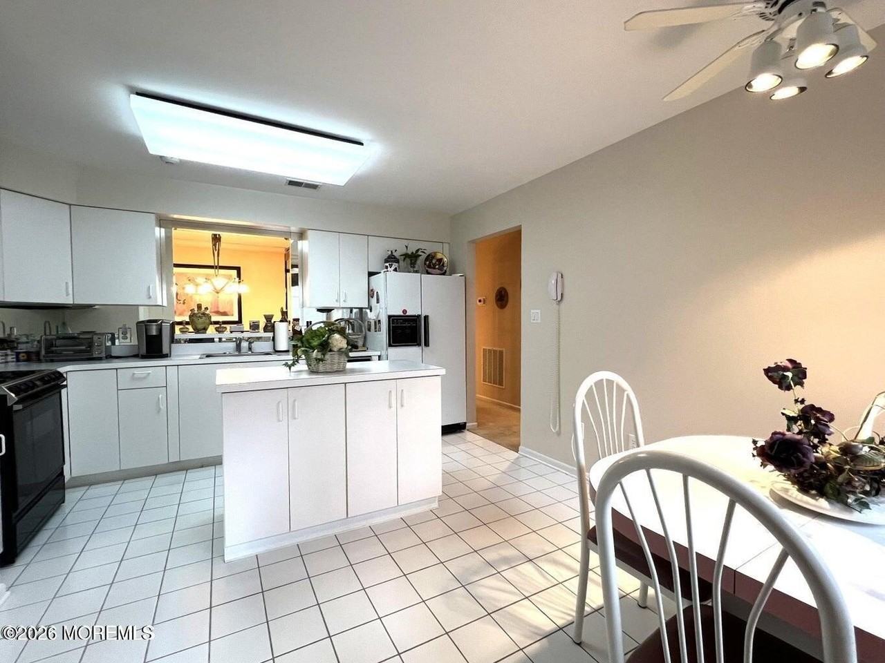 92 Winthrop Rd #C - Photo 2 of 18