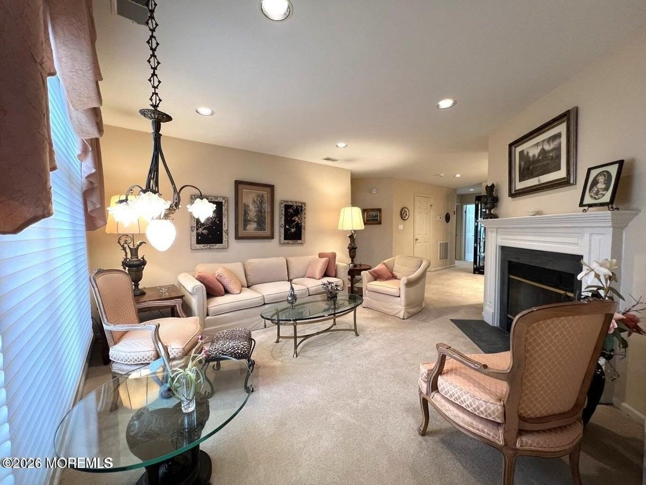 92 Winthrop Rd #C - Photo 5 of 18