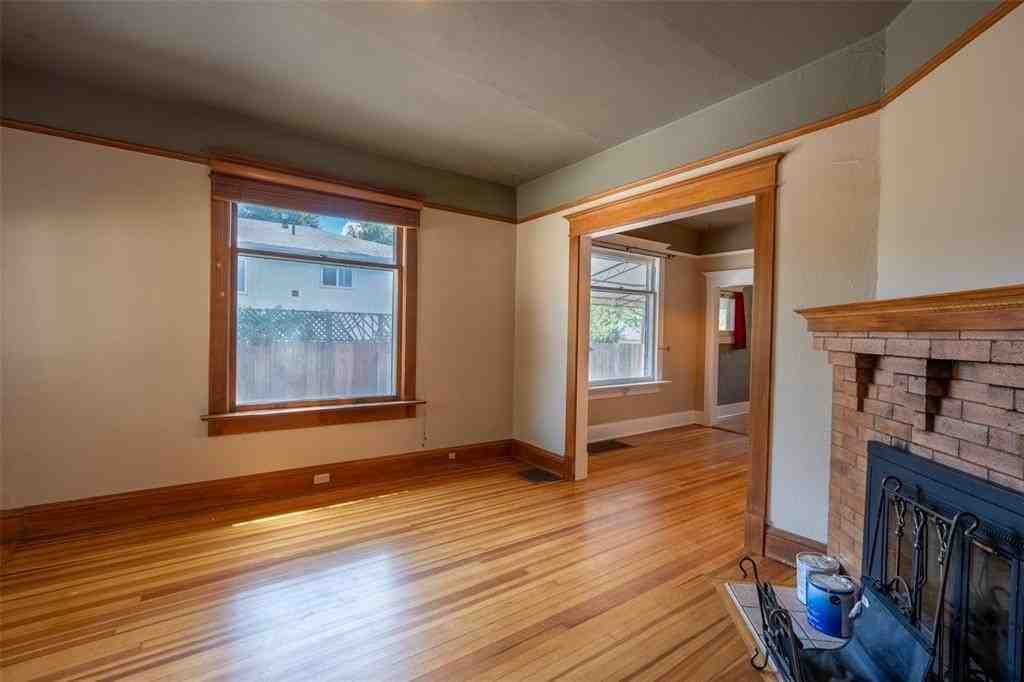 1416 N Royer St - Photo 6 of 17