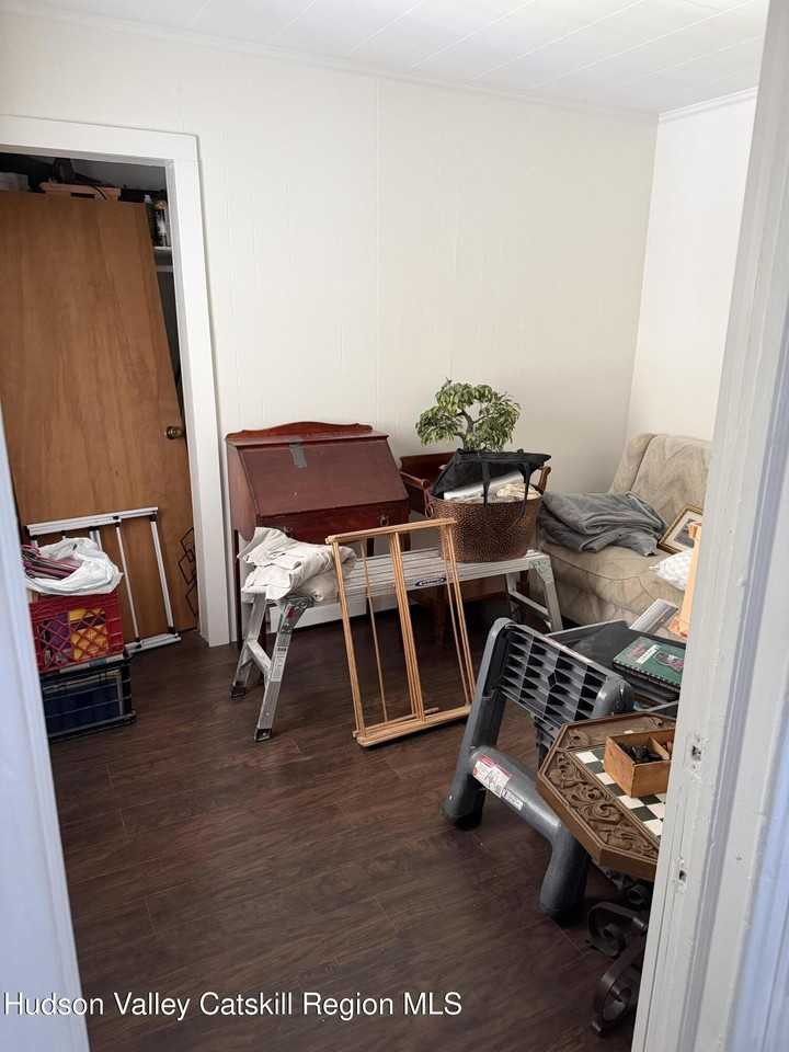 129 Main St #3 - Photo 5 of 8