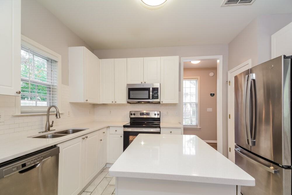 2348 Sapphire Valley Dr - Photo 5 of 17