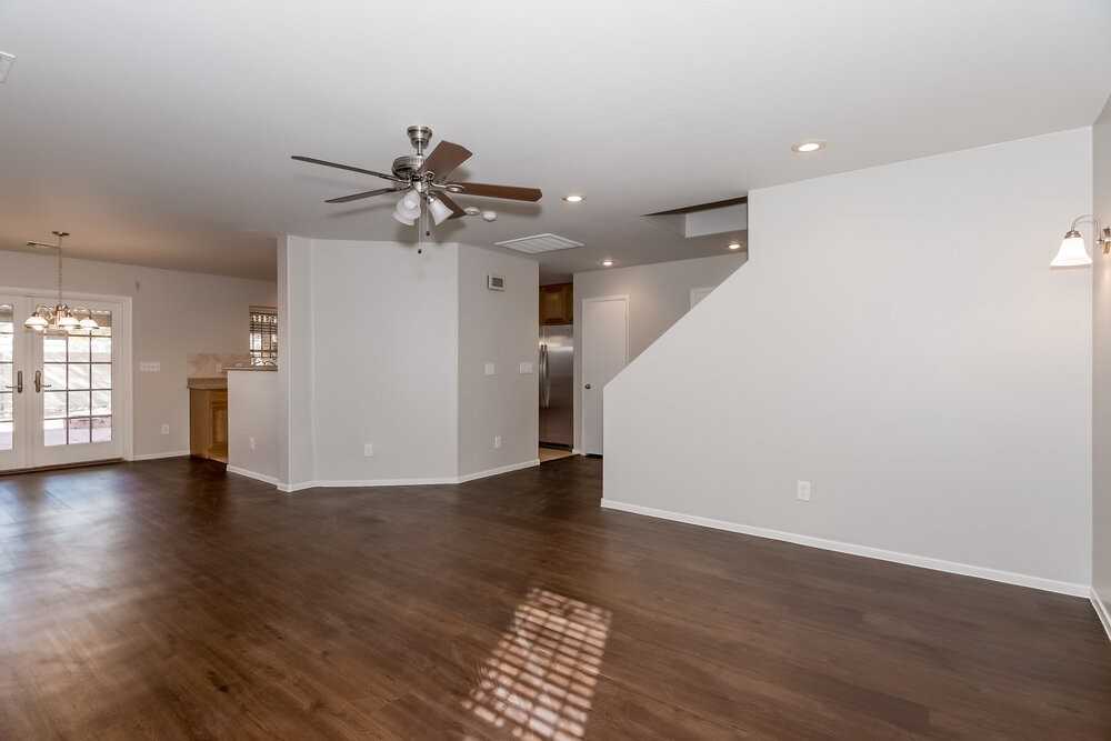 3971 Diamond Gem Ct - Photo 2 of 15