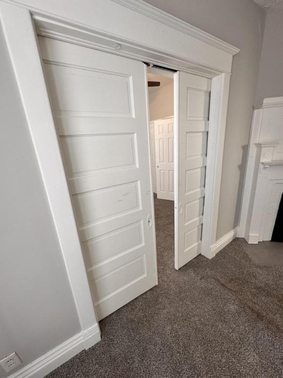 2913 S 3rd St - Photo 7 of 11