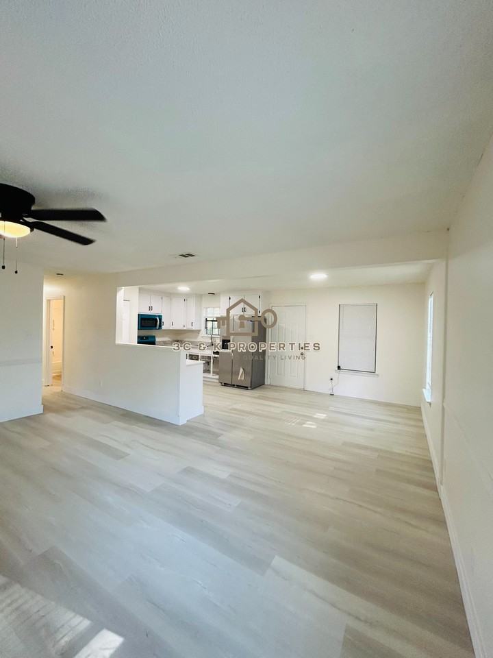 8461 Lake Tahoe Dr #1 - Photo 6 of 15