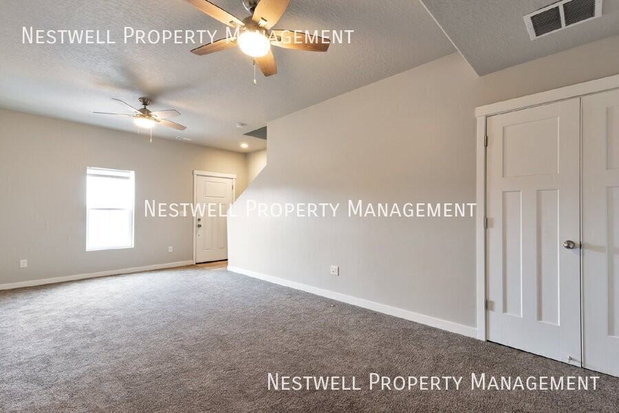 323 N 725 E - Photo 7 of 22