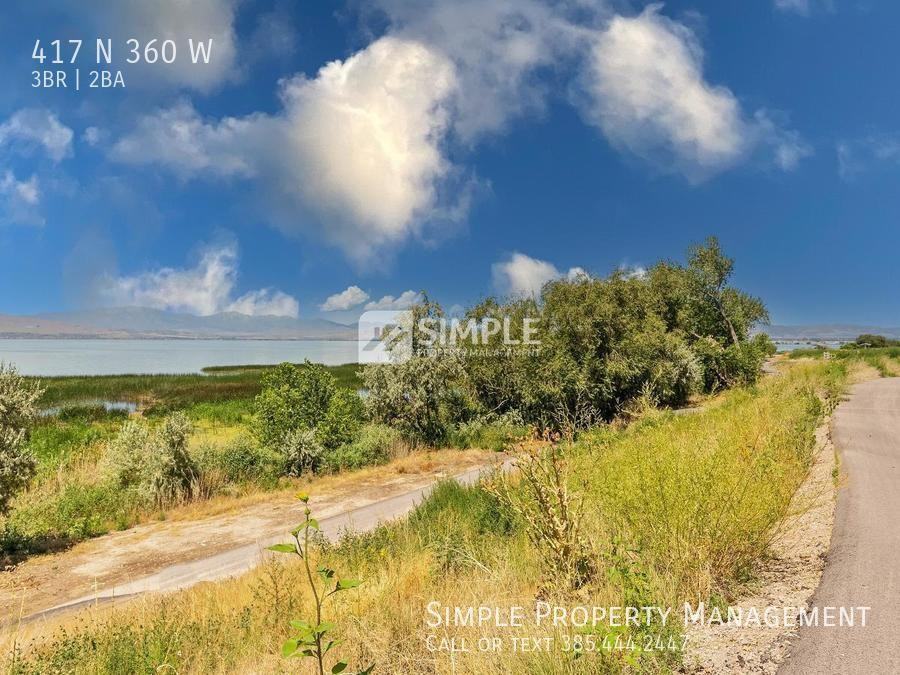 417 N 360 W - Photo 4 of 46