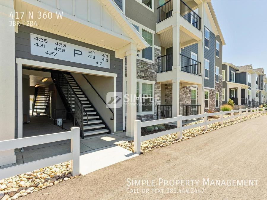 417 N 360 W - Photo 6 of 46