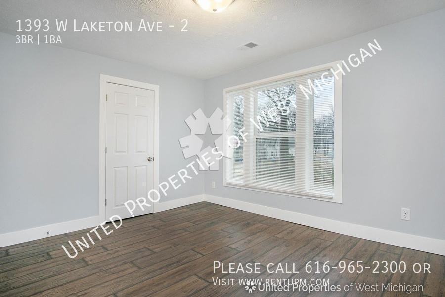 1393 W Laketon Ave #2 - Photo 5 of 22