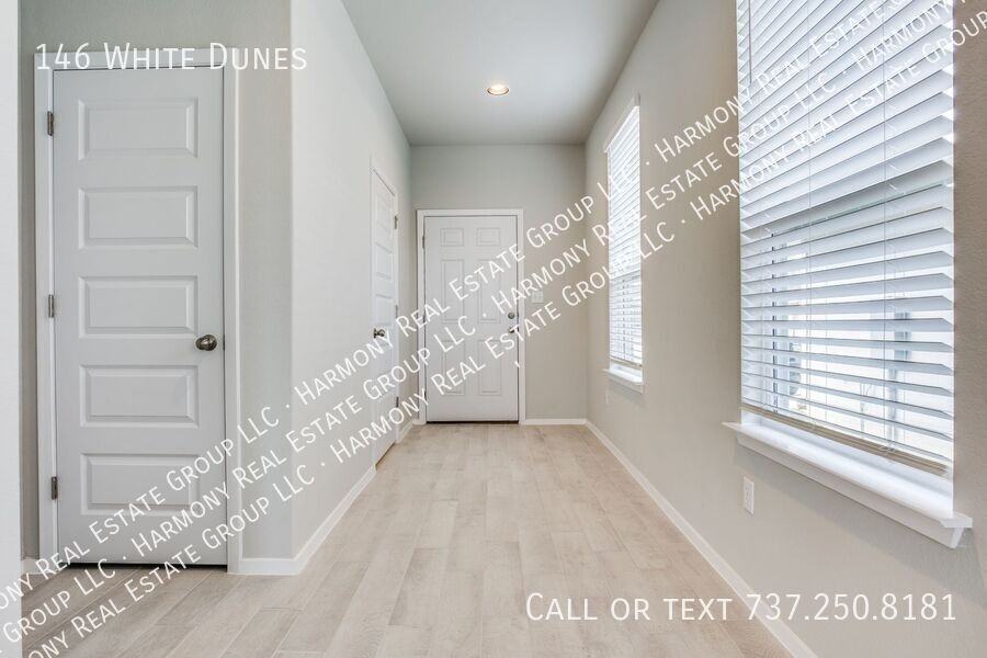 146 White Dunes Dr - Photo 4 of 25