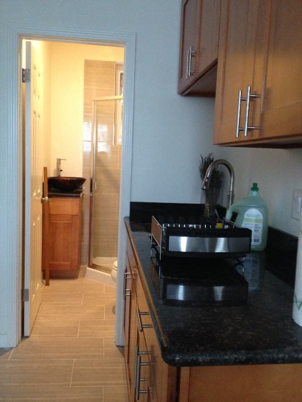 600 Morse Ave - Photo 2 of 15