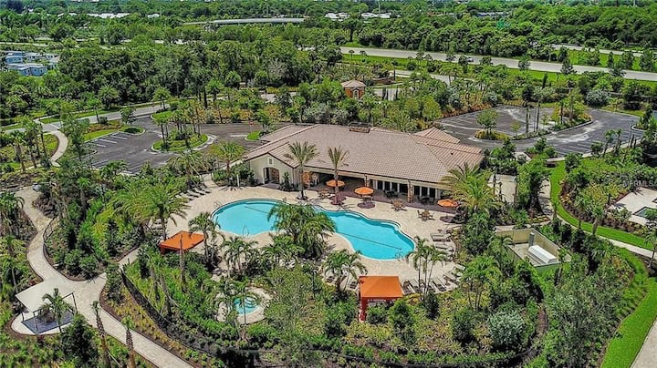 55 Cantucci St - Photo 6 of 28