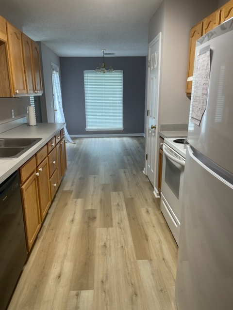 16 Stoney Hill Rd - Photo 6 of 19