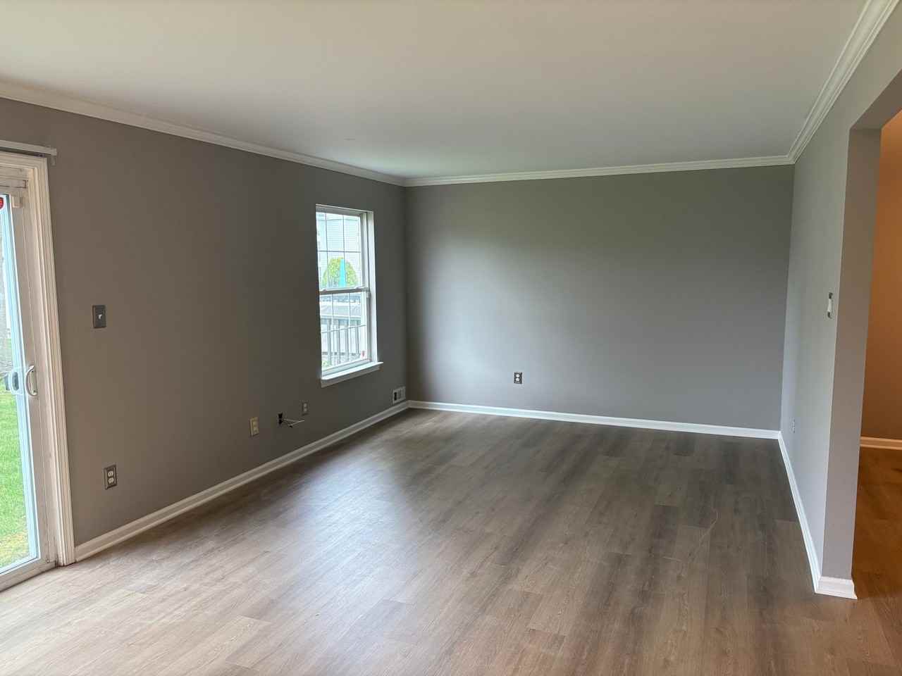 2403 Doral Dr - Photo 6 of 17