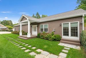 featured image of 39B Cedar St