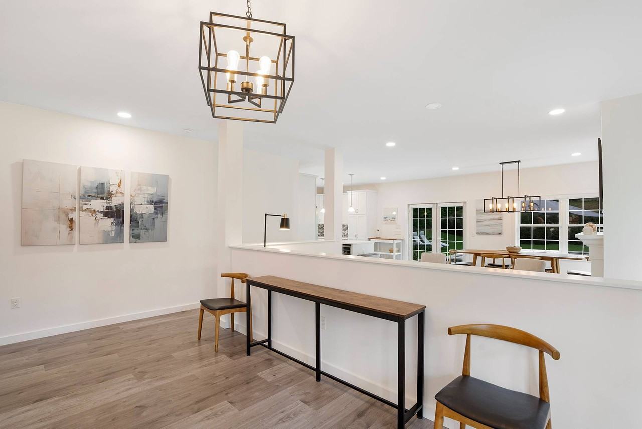 39B Cedar St - Photo 2 of 17