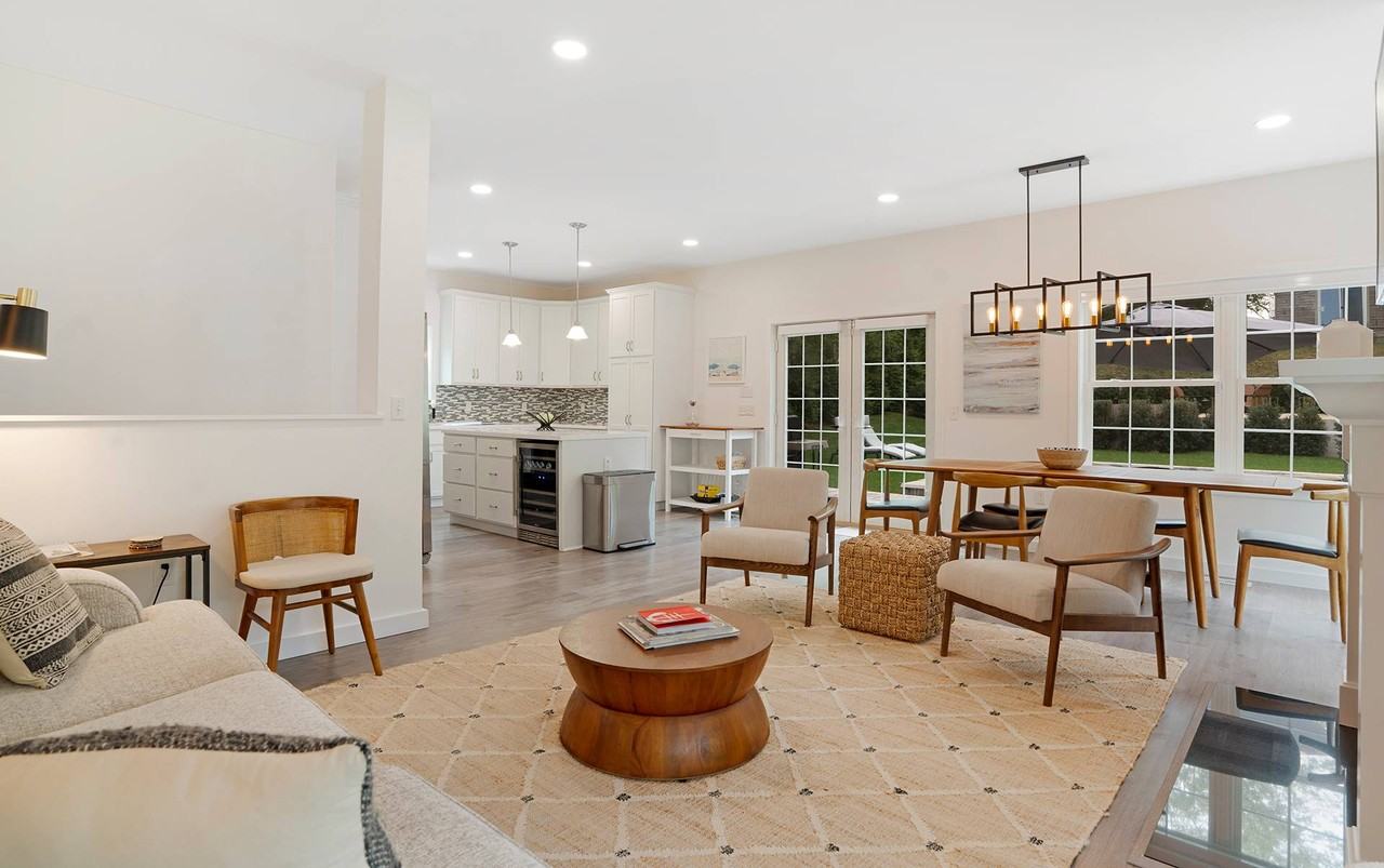 39B Cedar St - Photo 3 of 17