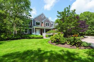 featured image of 37 Arbutus Rd