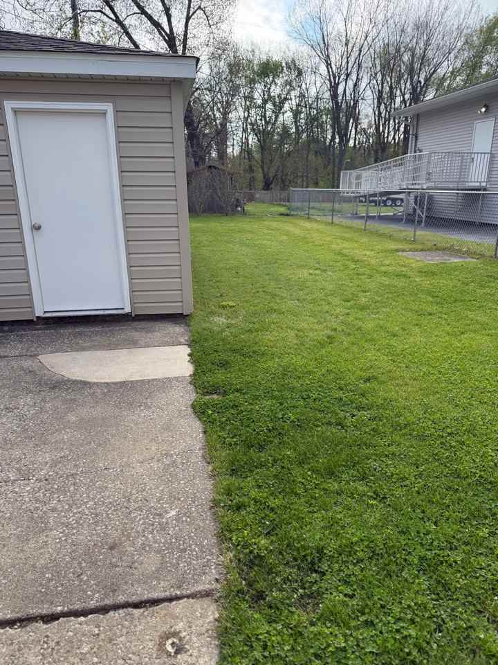 2793 Bryant St - Photo 4 of 17