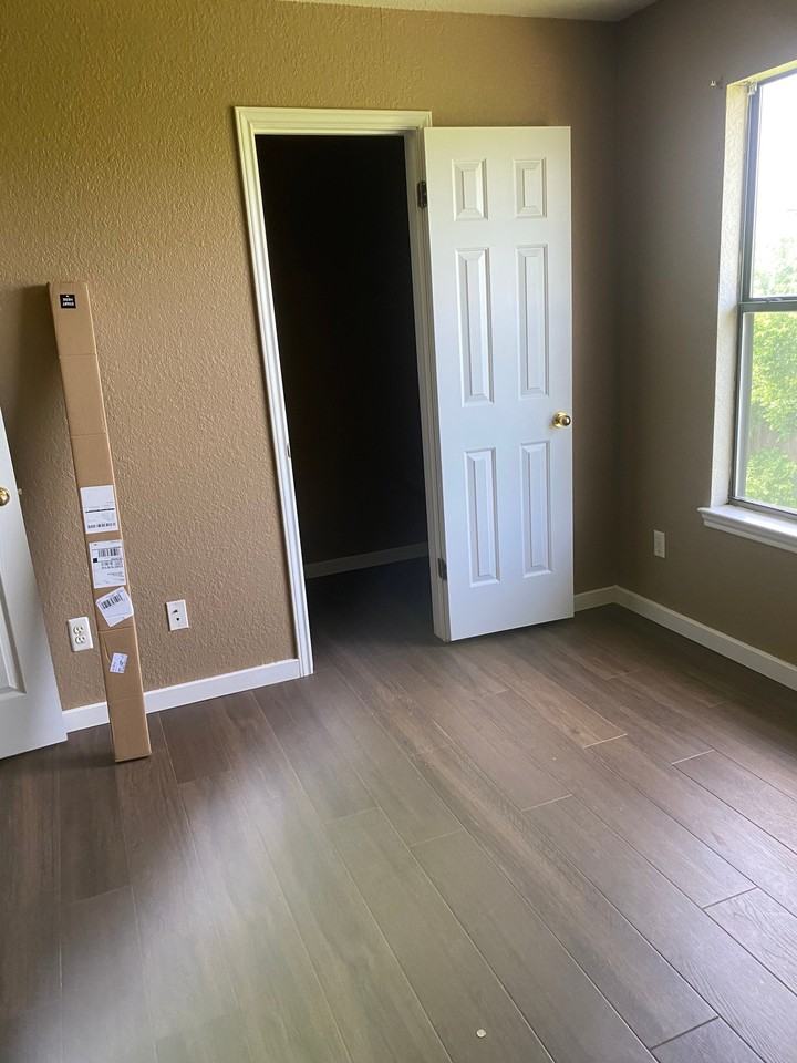 2613 Schwald Rd - Photo 3 of 8