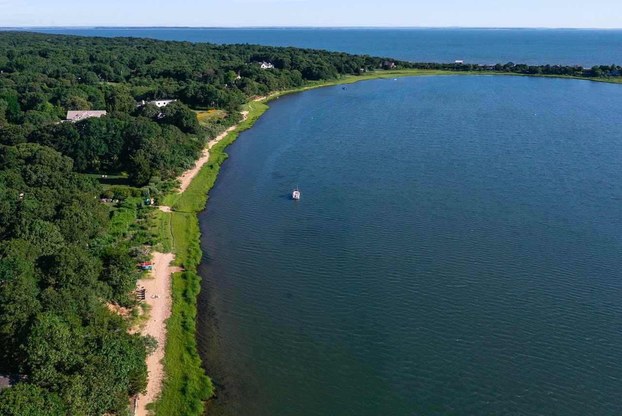 38 Three Mile Harbor Dr - Photo 3 of 30