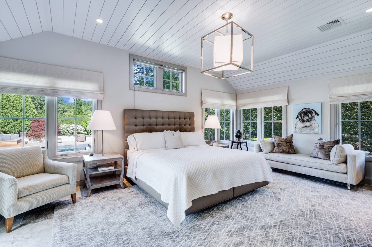 CEDAR COURT - Photo 7 of 15